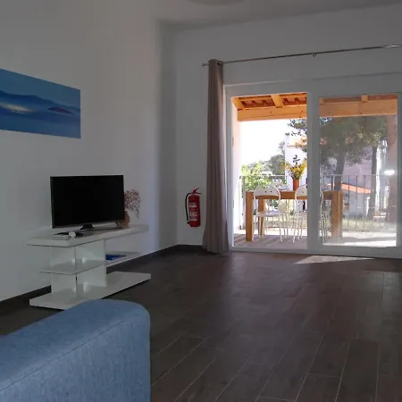 דירה In Near Beaches ולי ראט